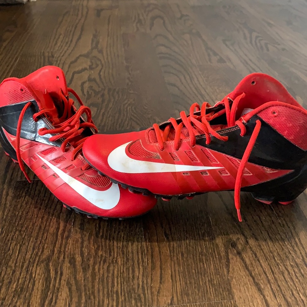 Men’s College Football Cleats